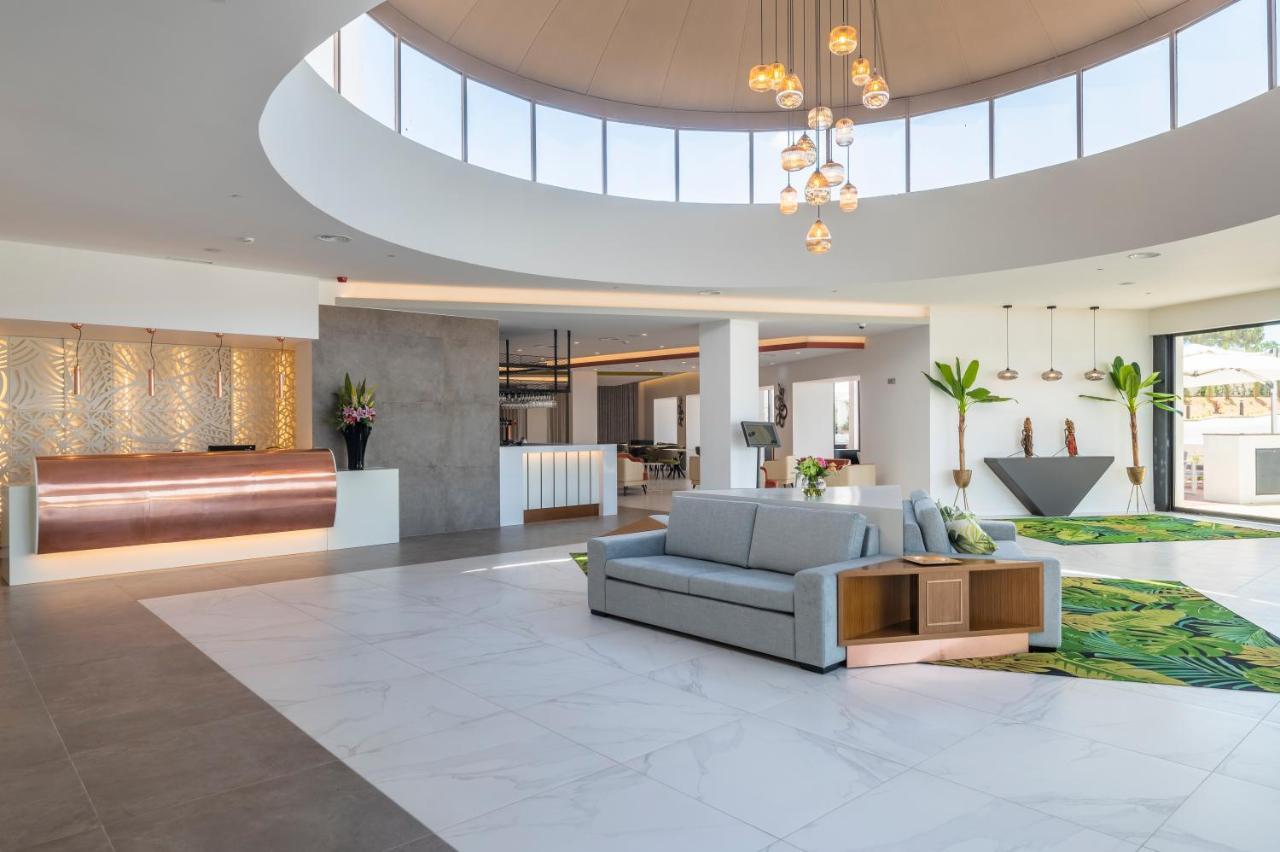 Regency Salgados Hotel & Spa อัลบูเฟรา ภายนอก รูปภาพ